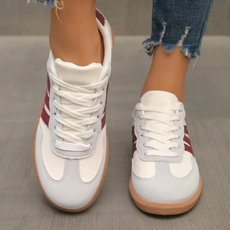 Clara™ – Tidløse Ortopædiske Sneakers