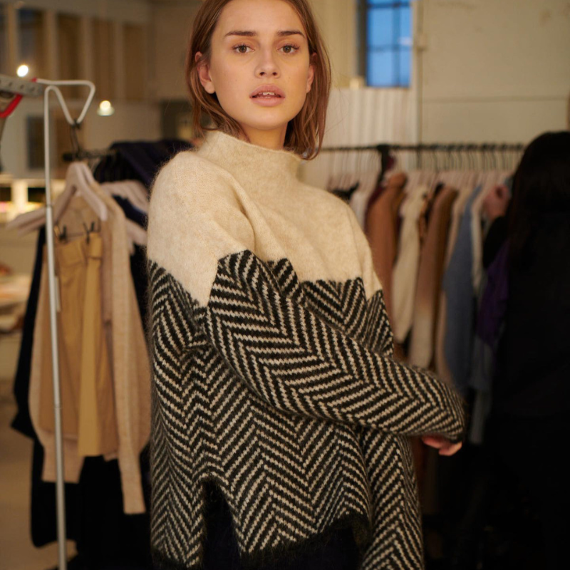 Verena™ – Tidløs Hyggelig Turtleneck Trøje