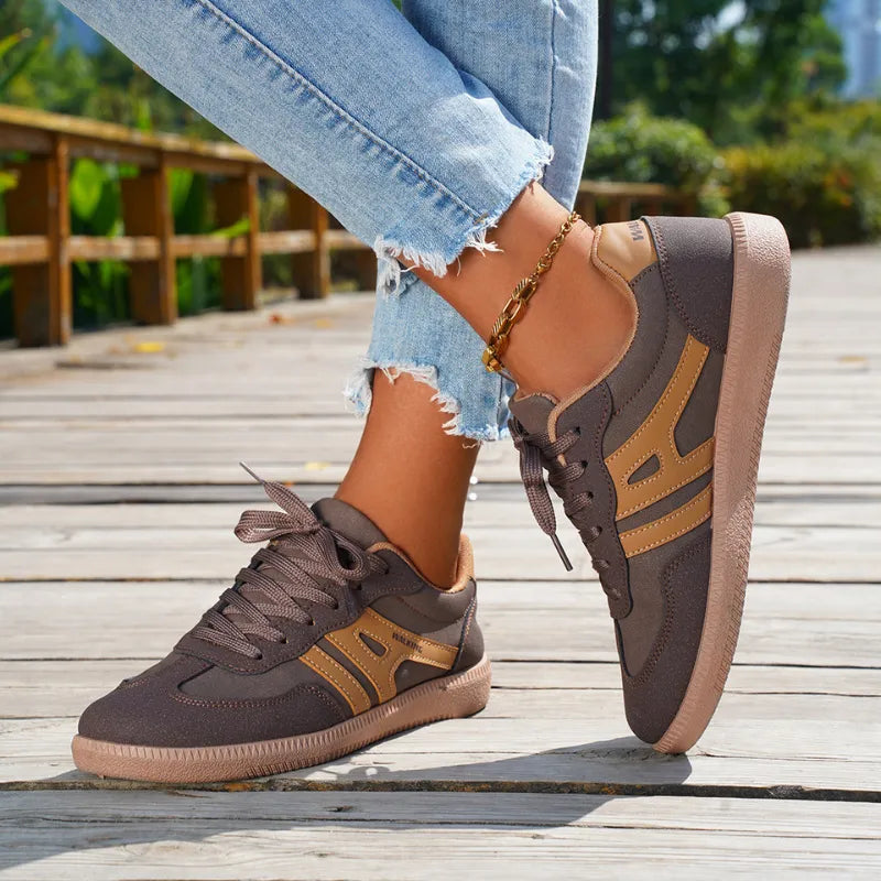 Clara™ – Tidløse Ortopædiske Sneakers