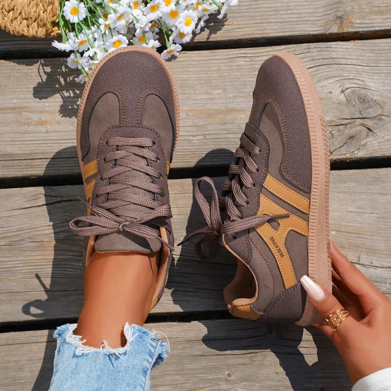 Clara™ – Tidløse Ortopædiske Sneakers