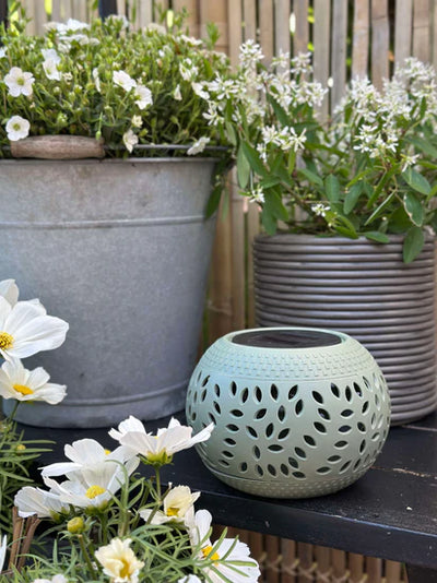 Lumis™ – Elegant Solcelledrevet Bordlanterne