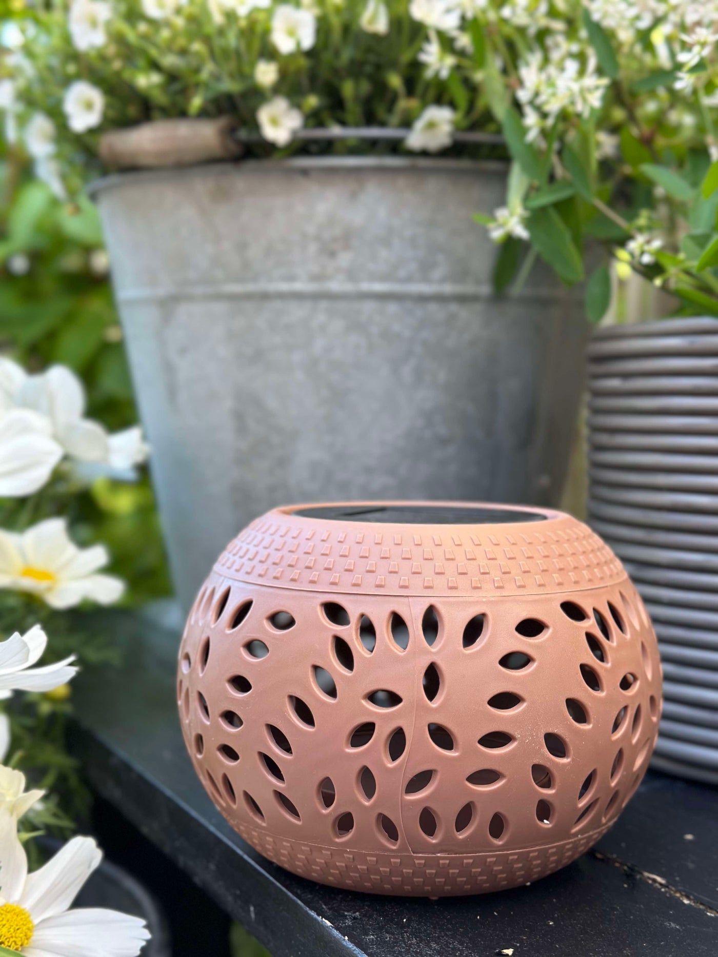 Lumis™ – Elegant Solcelledrevet Bordlanterne