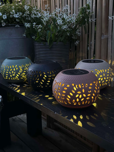 Lumis™ – Elegant Solcelledrevet Bordlanterne