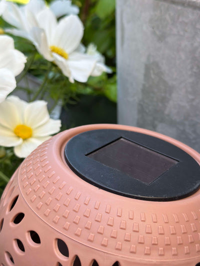 Lumis™ – Elegant Solcelledrevet Bordlanterne