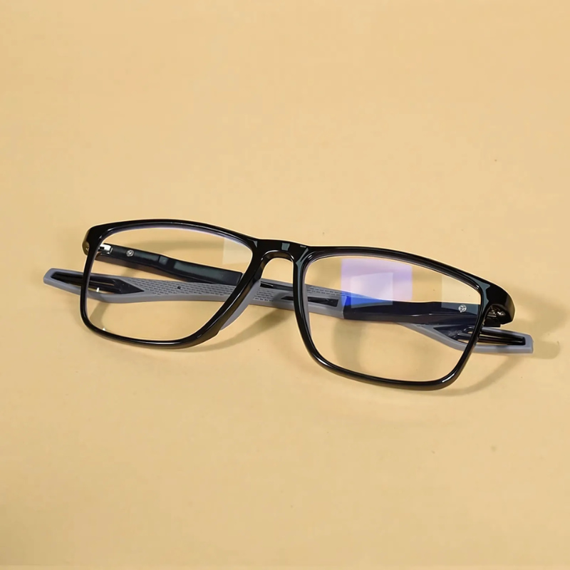 ClearSight™ – Multifokale Adaptive Briller