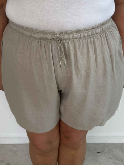 Yanna™ – Letvægtsshorts i hørblanding