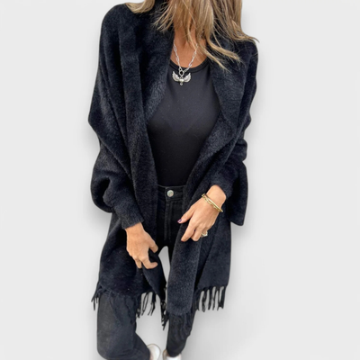 Klara™ – Strikket Dame Sjal med Frynser