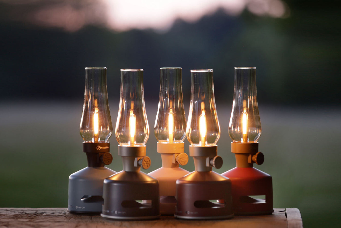 Glowtone™ – Retro LED-lampe med højttalerfunktion