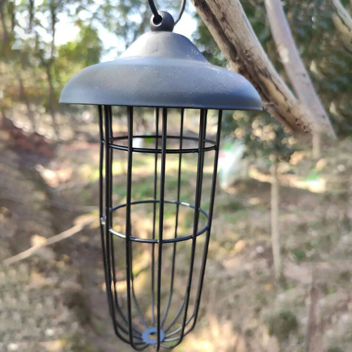 BirdSphere™ - Vindsikkert fuglefoderhus i metal