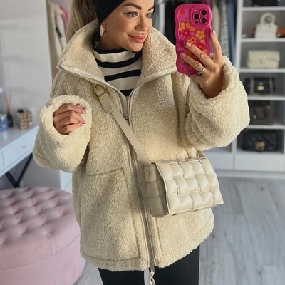 Ninna™ – Dame Cozy Chic Plysjakke