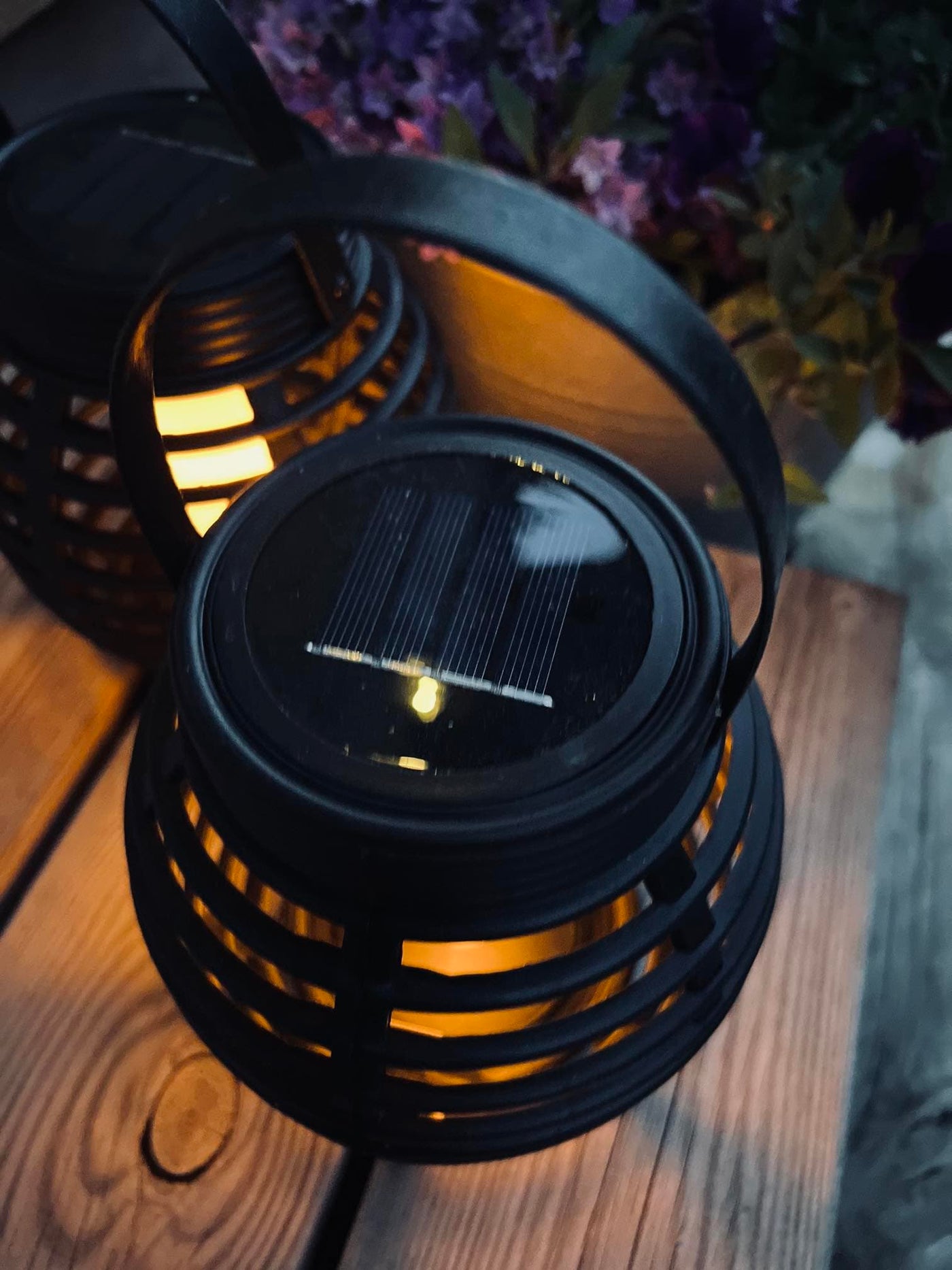 Lucent™ – Elegant Udendørs Solcellelanterne