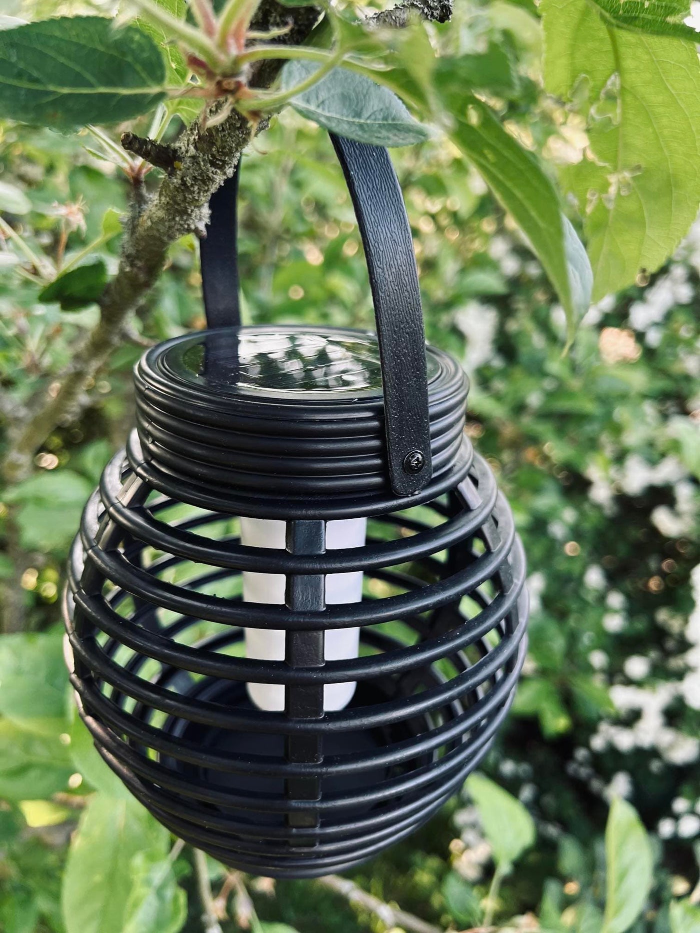 Lucent™ – Elegant Udendørs Solcellelanterne