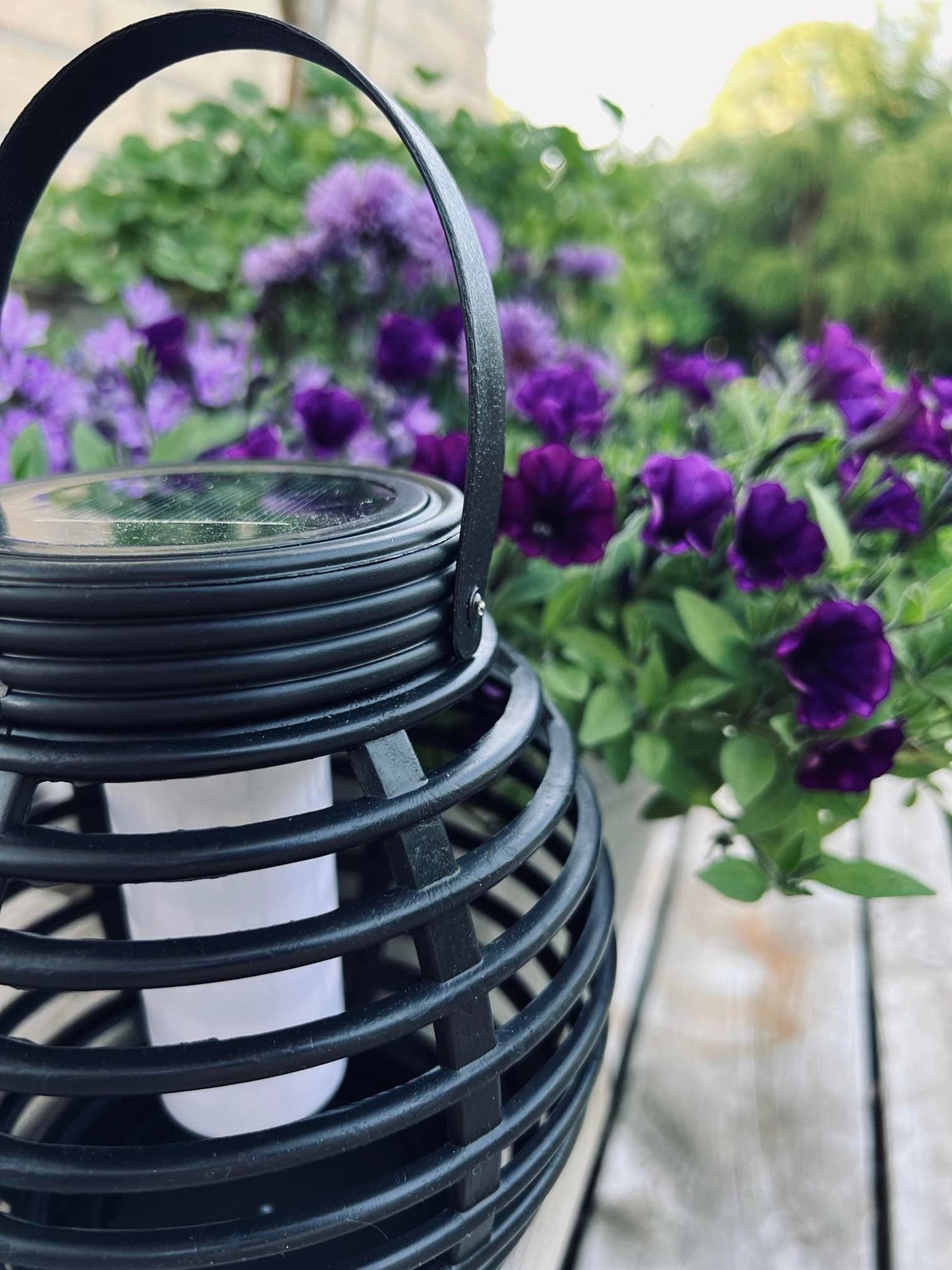 Lucent™ – Elegant Udendørs Solcellelanterne